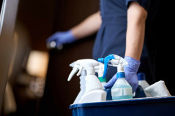 Nettoyage sanitaire de locaux commerciaux